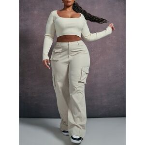 NWT PrettyLittleThing Plus Stone Pocket Front Straight Leg Cargo Pant Size 20